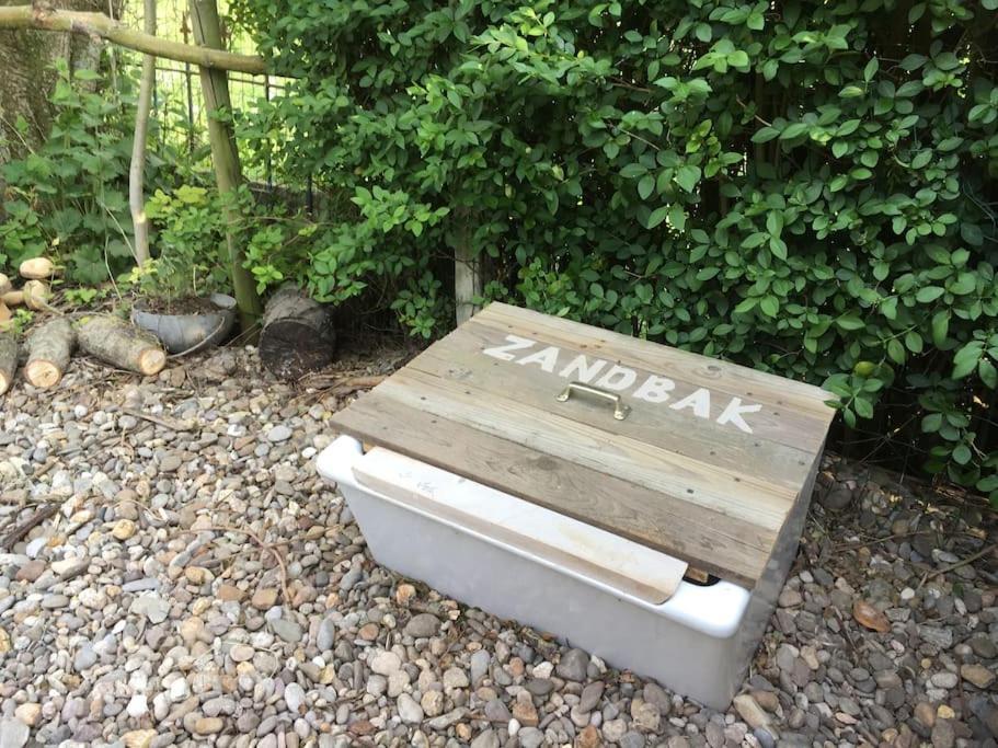 Dijkhuisje Zeeland Waterlandkerkje エクステリア 写真